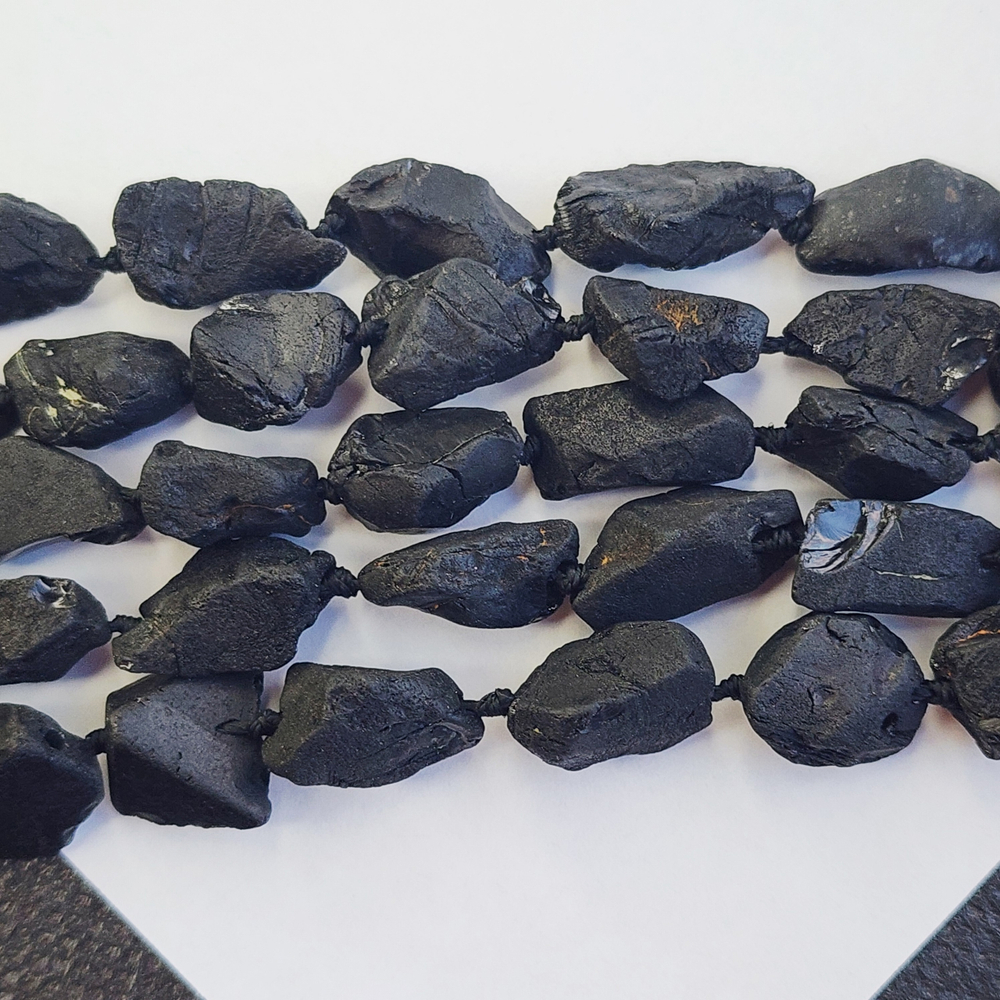 Черная шпинель, природные дикие бусины, 8-15мм, цена за нить 10см