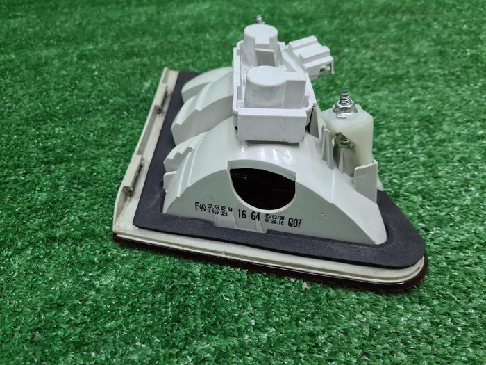 Фонарь правый внутренний Mercedes B W245 2005-2011