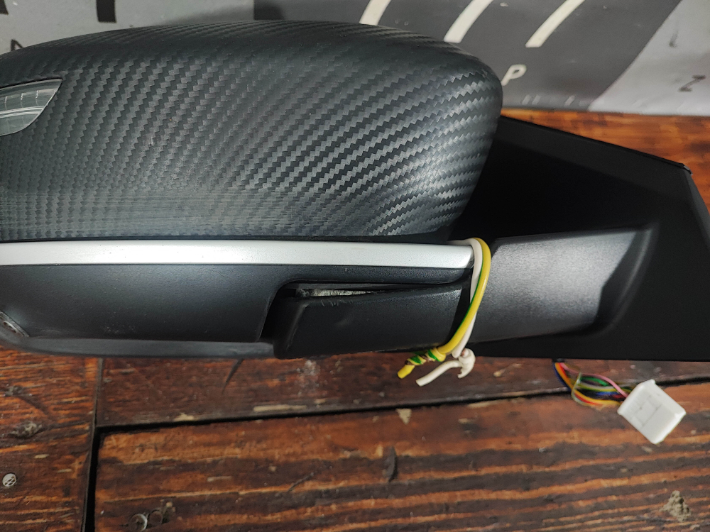 Зеркало правое 12 pin Geely Coolray 19-нв Б/У Оригинал 6017048400