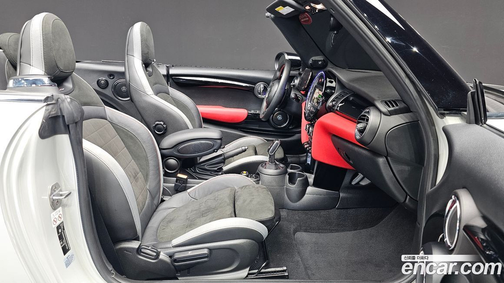 Mini Cooper S Convertible JCW (12.2019)