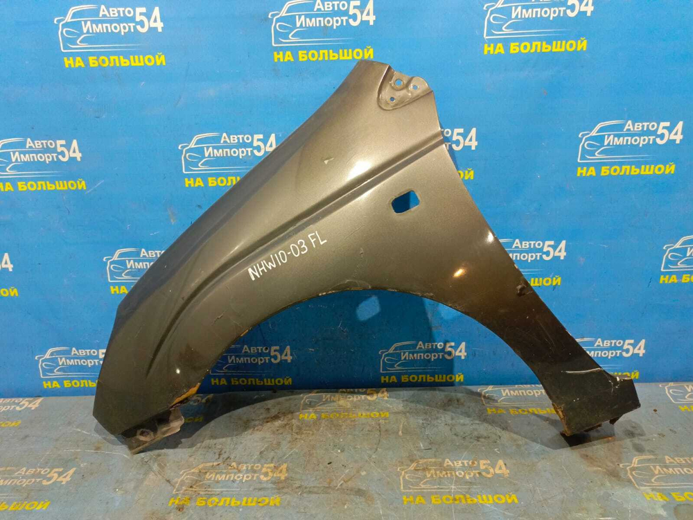 Крыло переднее левое TOYOTA PRIUS 1999