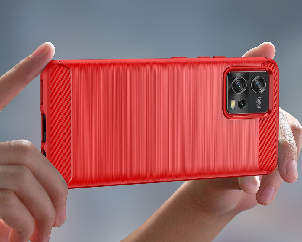 Мягкий чехол красного цвета в стиле карбон для Motorola Moto G72, серия Carbon от Caseport