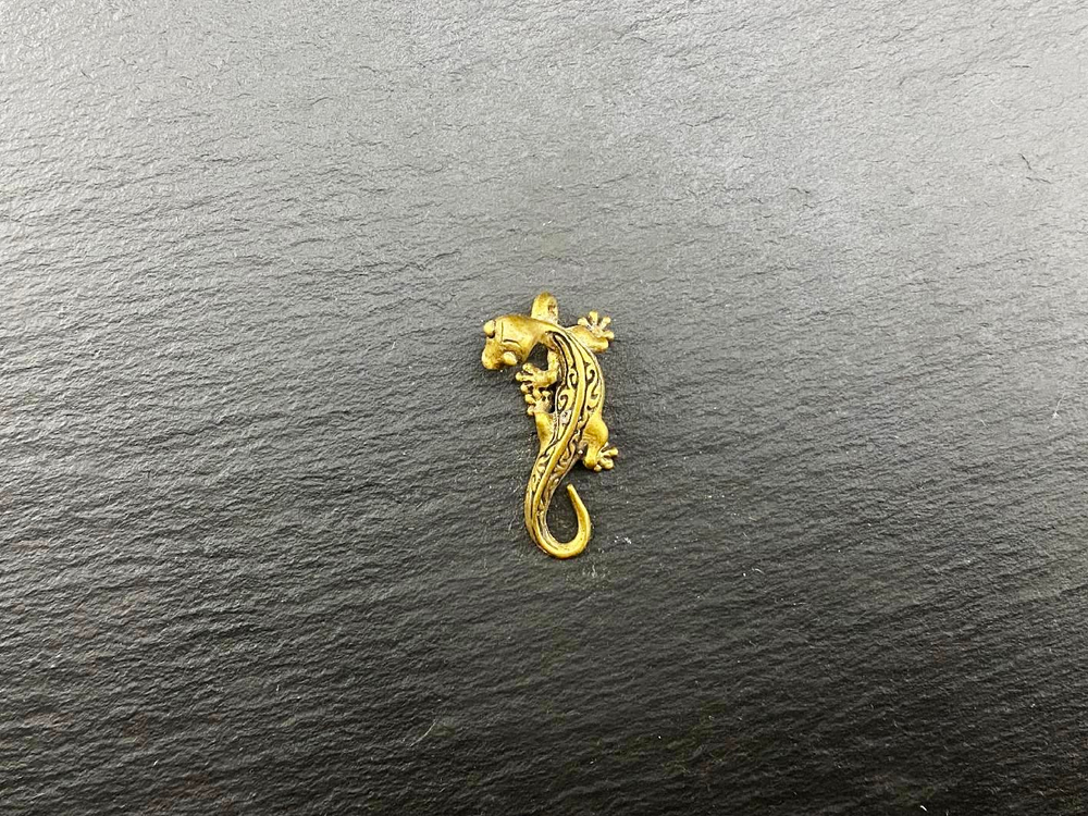 Подвеска. Ящерка