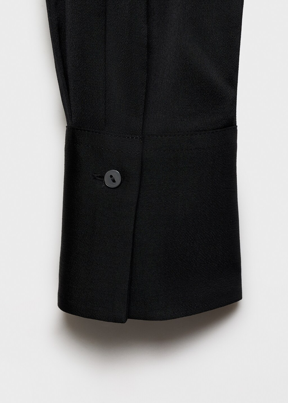 Струящаяся рубашка с атласным блеском