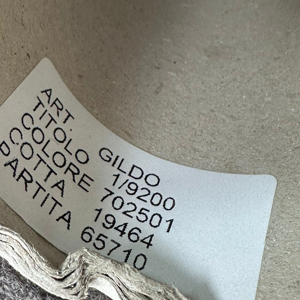 GILDO - New Mill; 65% меринос, 35% п/а; 920м/100гр; Букле мелкое; col. 702501, цвет: пыльно-коричневый