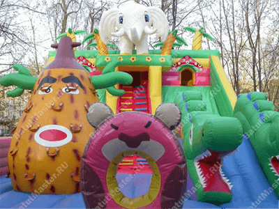 Коммерческий надувной батут "Сафари парк" 15*8*7 м