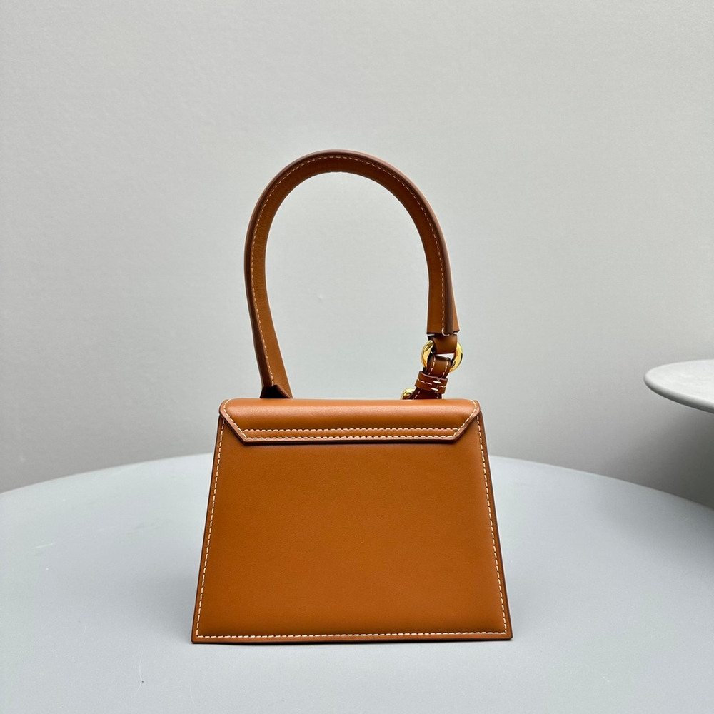 Jacquemus Le Chiquito Moyen Boucle 18 cm
