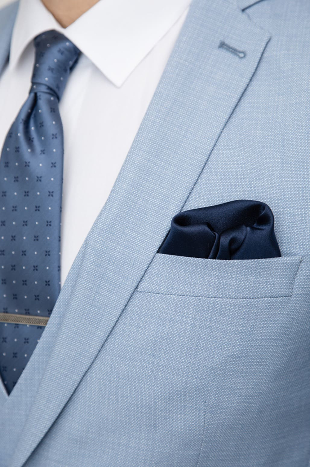 Мужской классический костюм (голубой) В56