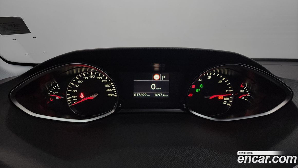 Peugeot 308 2 Generation 1.5 BlueHDi 알뤼르 (08.2019)