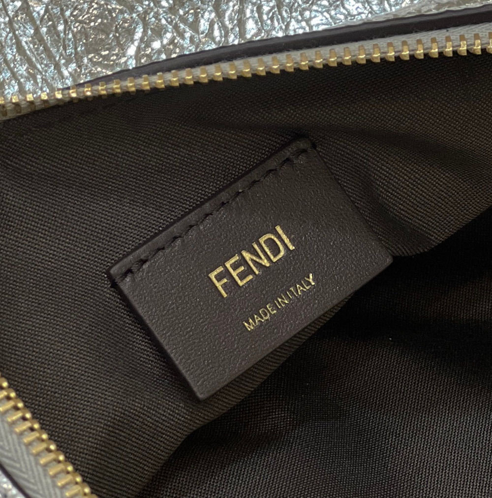 Fendi Fendigraphy Medium 36 cm