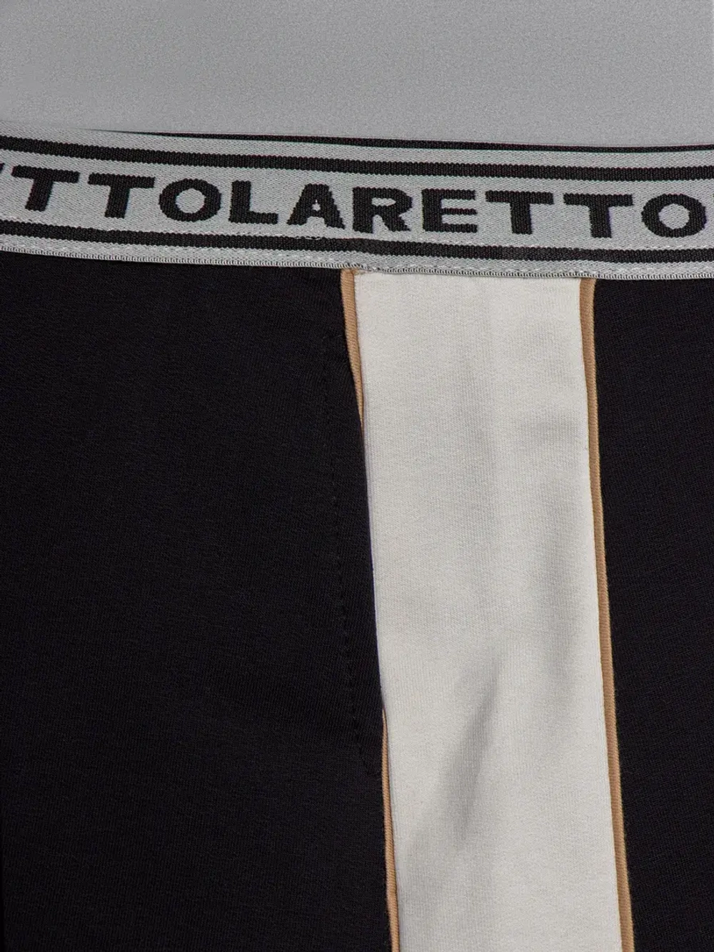 Костюм в садик, футболка и юбка