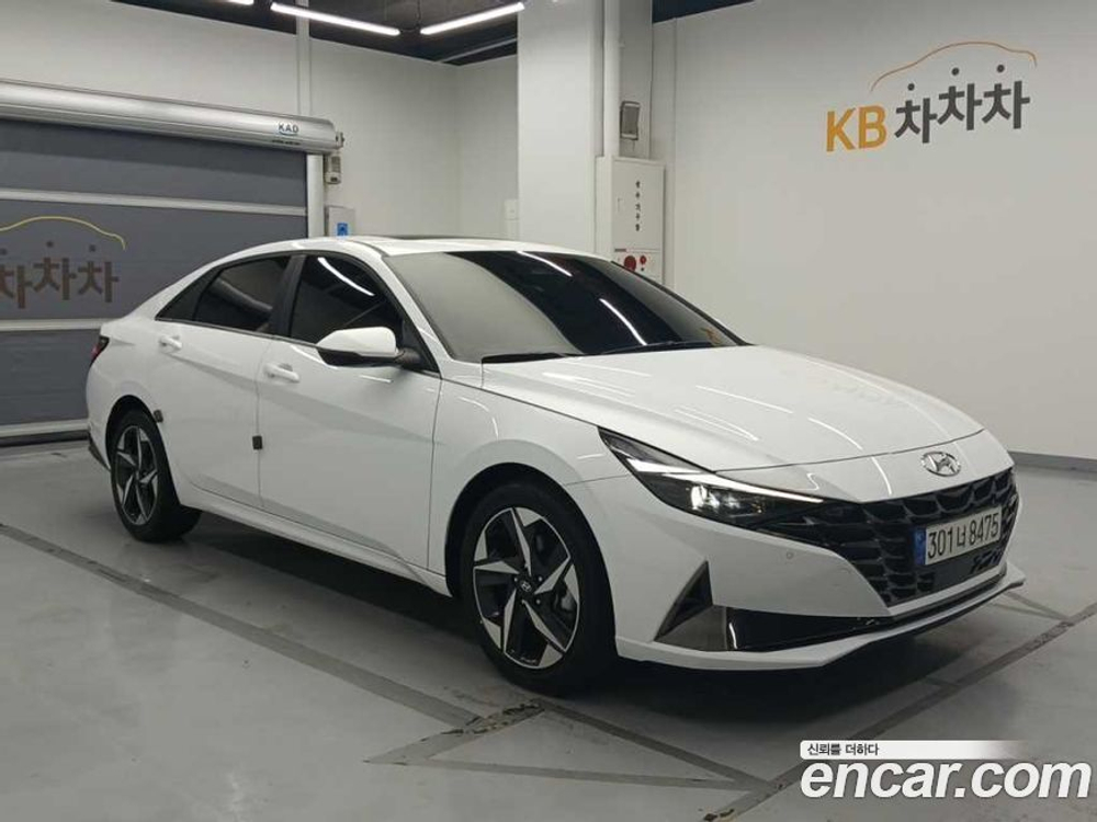 Hyundai Avante (CN7) 1.6 (04.2022)