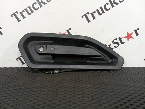 Ручка двери наружная правая 2023г.