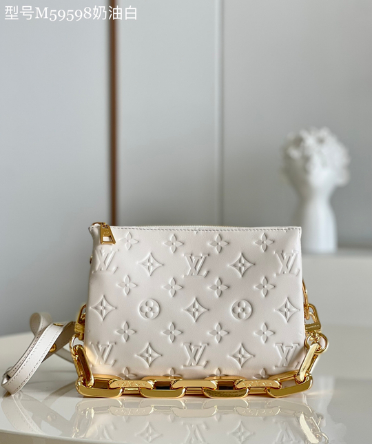 Louis Vuitton Coussin BB