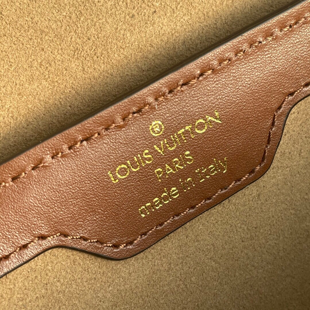 Louis Vuitton Papillon Trunk