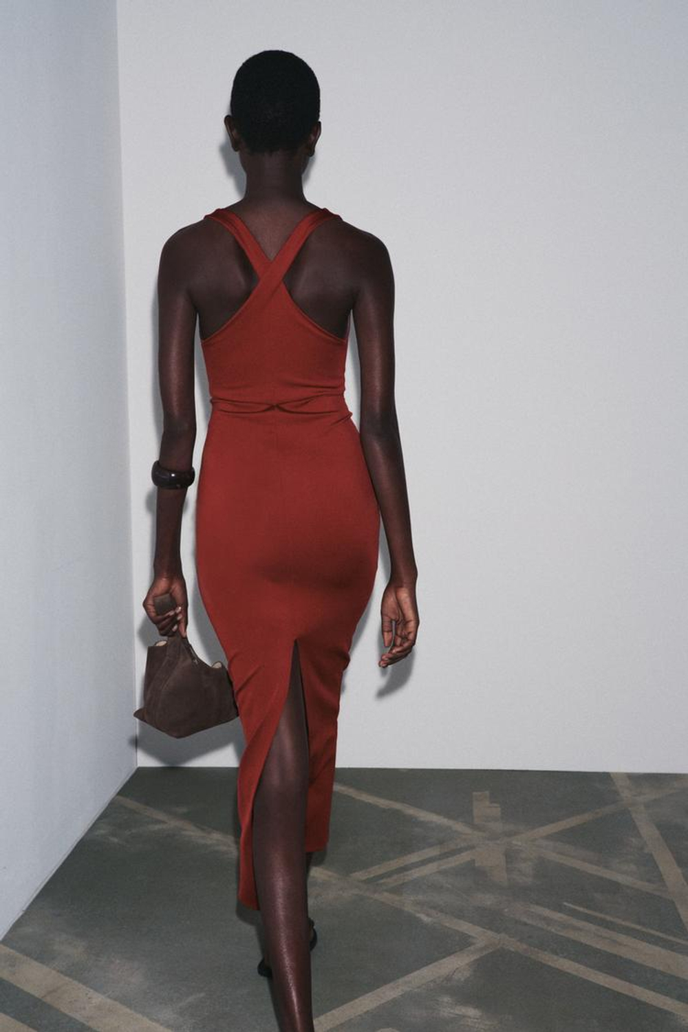 ZARA ДЛИННОЕ ПЛАТЬЕ ИЗ ПОЛИАМИДА, БУРГУНДИ