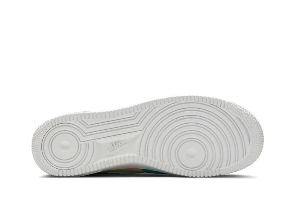 Кроссовки Nike Air Force 1 07 Lv8