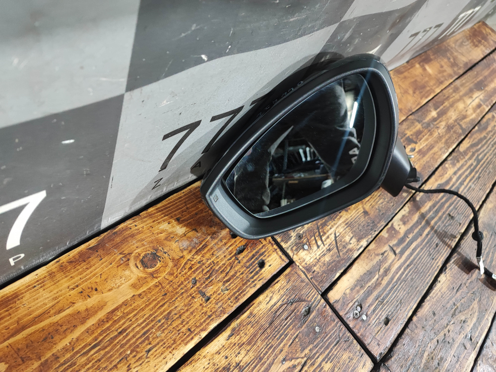 Зеркало левое 6 pin Omoda C5 22-нв Б/У Оригинал 601000466AA