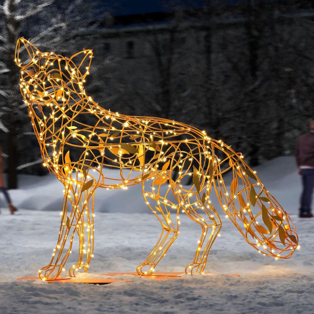 уличная фигура Лисы