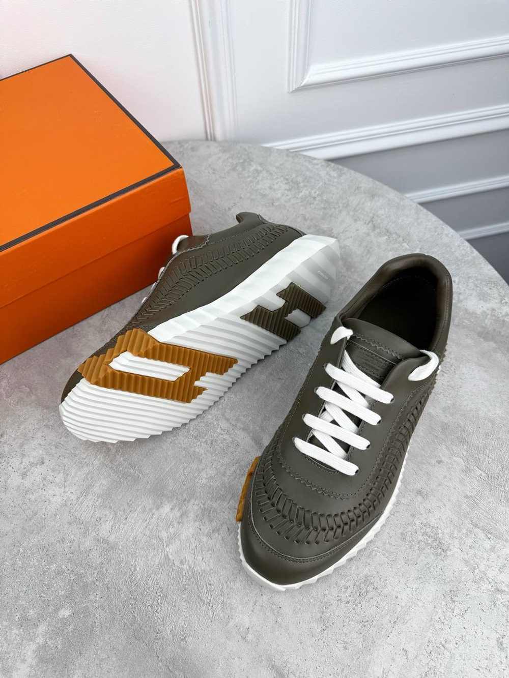 Кроссовки Hermes