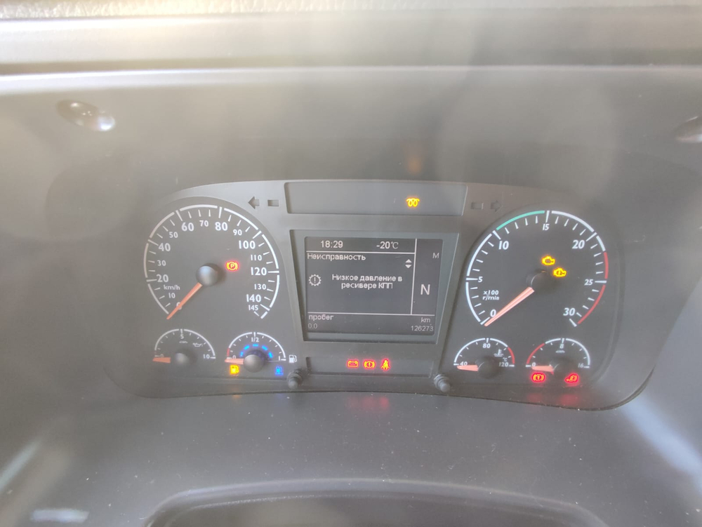 Foton AUMAN 4x2 Седельный тягач BJ4189SLFKA (Дизельный, 11,8 л, 470 л.с. АТ)