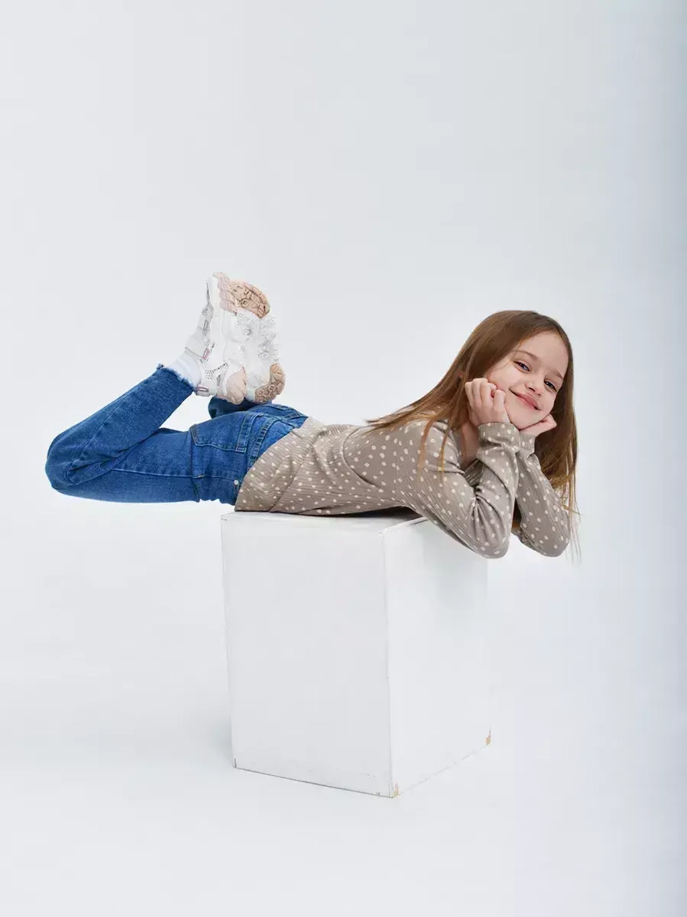 Лонгслив базовый для девочки с принтом