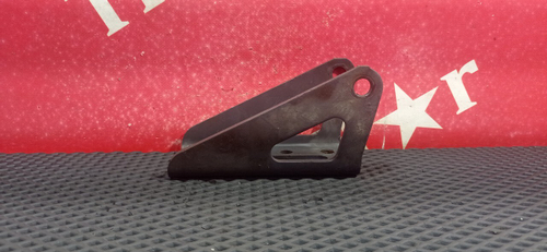 Кронштейн амортизатора заднего