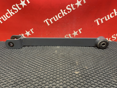 Стойка переднего стабилизатора 2018г