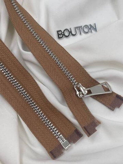 Молния коричневая серебро