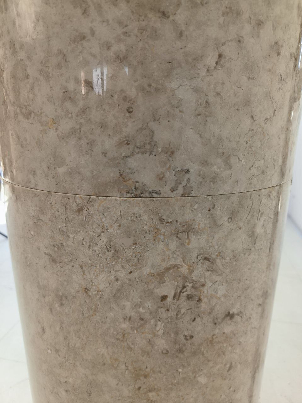Раковина напольная из мрамора Silinder Cream MN-65946 40х40х92 из натурального камня