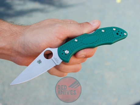 Реплика ножа Spyderco Delica GRN