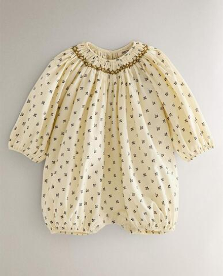 ZARA HOME ДЕТСКИЙ КОМБИНЕЗОН С ВЕТОЧНЫМ ПРИНТОМ, КРЕМОВЫЙ