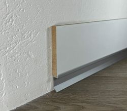 Теневой плинтус Pro Design Slim 723 анодированный, 2700x10x24 мм