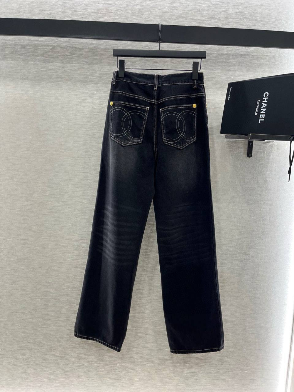 Джинсы CHANEL