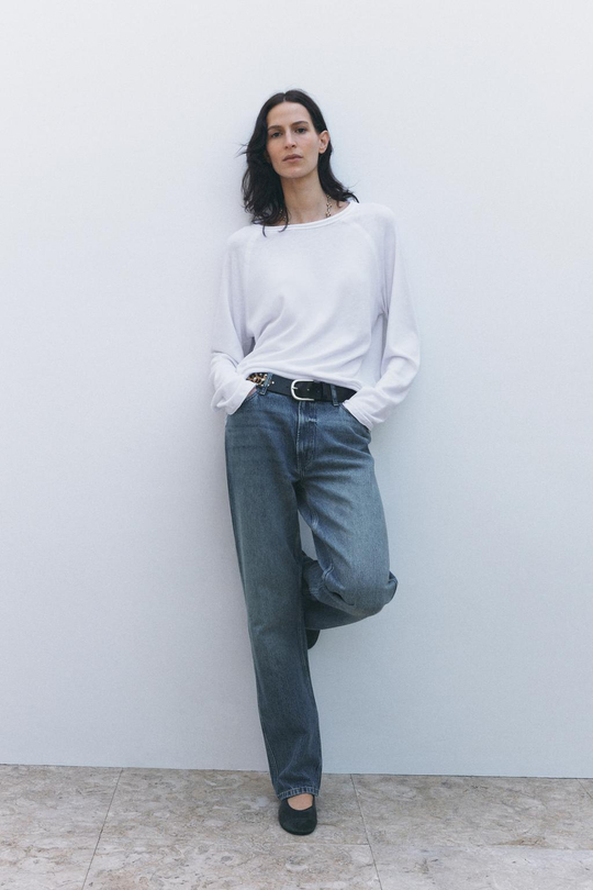 ZARA ФУТБОЛКА ИЗ ХЛОПКА С ЭФФЕКТОМ ПОТЕРТОСТИ, БЕЛЫЙ