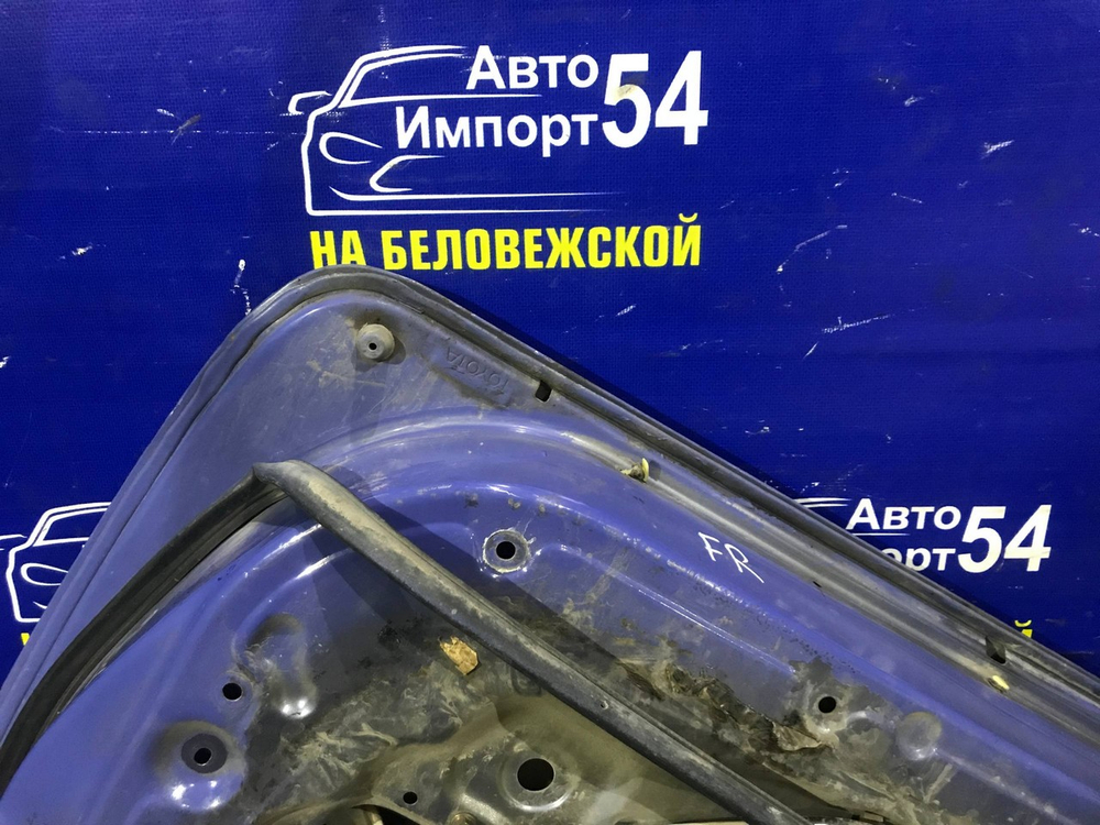 Дверь передняя правая TOYOTA CORSA 1991