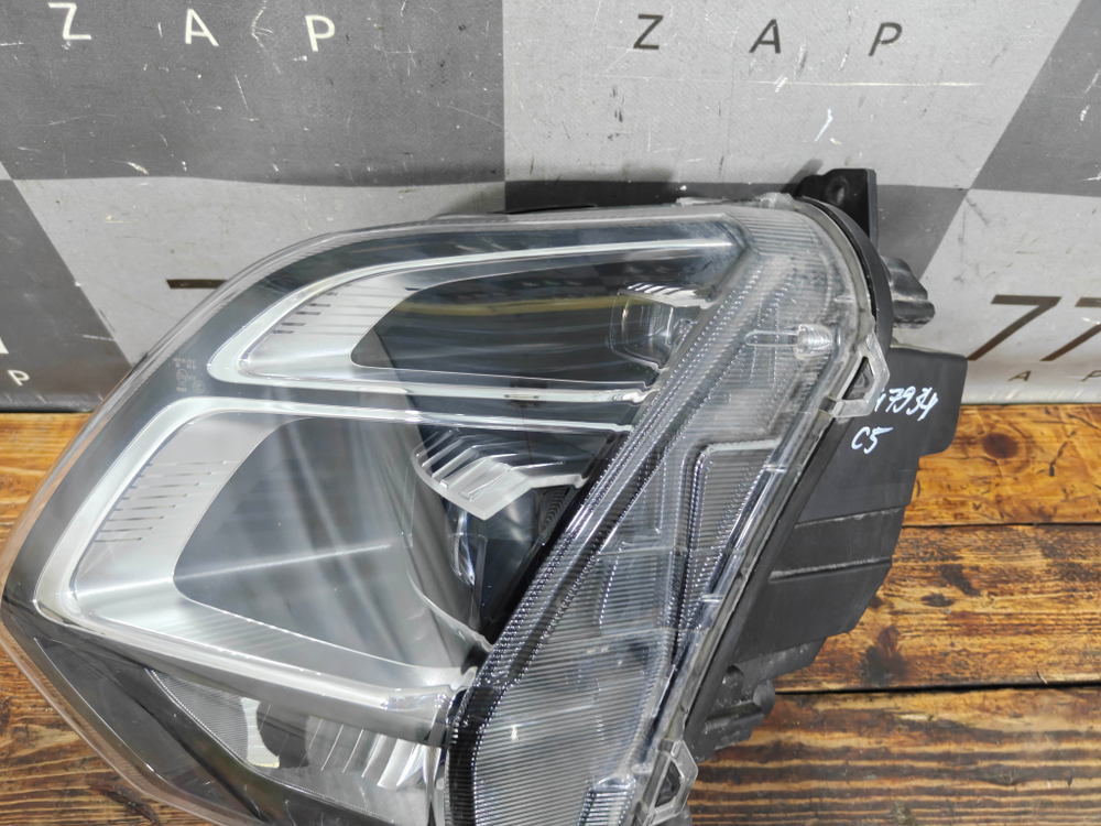 Фара левая LED Omoda C5 22-нв Б/У Оригинал 605000530AA