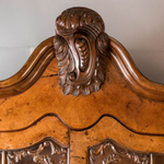 Витрина в стиле Чиппендейл