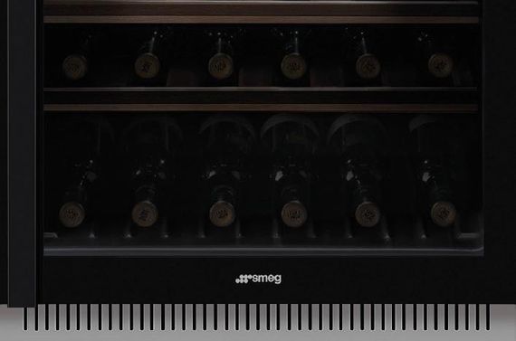 Винный холодильник Smeg CVI638LN3
