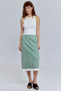 Юбка прямая из лёгкого денима с принтом «косы»