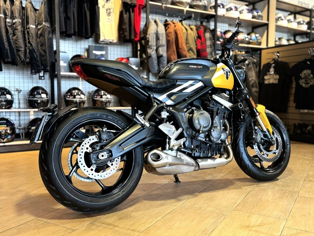 Triumph Trident 660, 2025 золотой с НДС