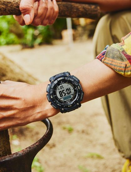 Наручные часы Casio PRG-340SC-2D