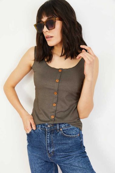 Qadın üçün xaki, düyməli, qalın qayışlı bluz 10031035