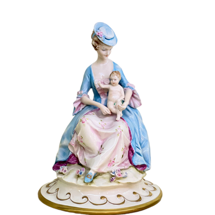 Дама с ребёнком Villari