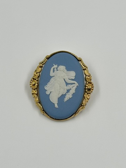 Брошь-кулон Wedgwood голубая
