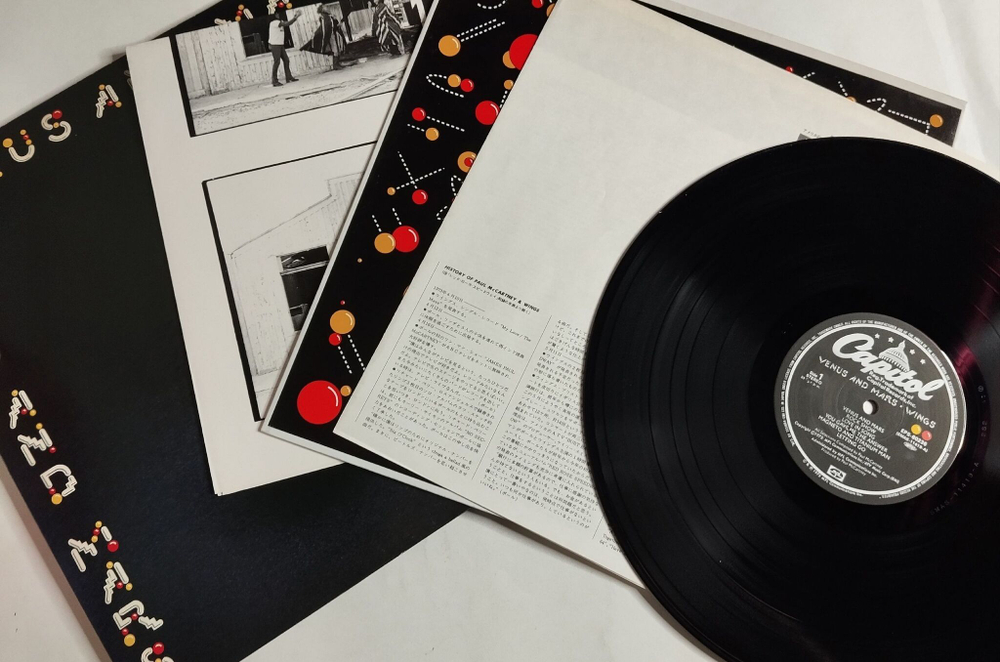 Винтажная виниловая пластинка LP Wings Paul McCartney Venus And Mars (Japan 1975) (No Obi) NM Capitol