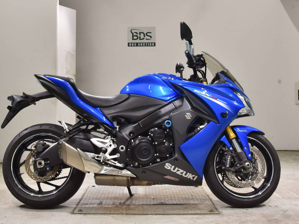 Suzuki GSX-S1000F 049730