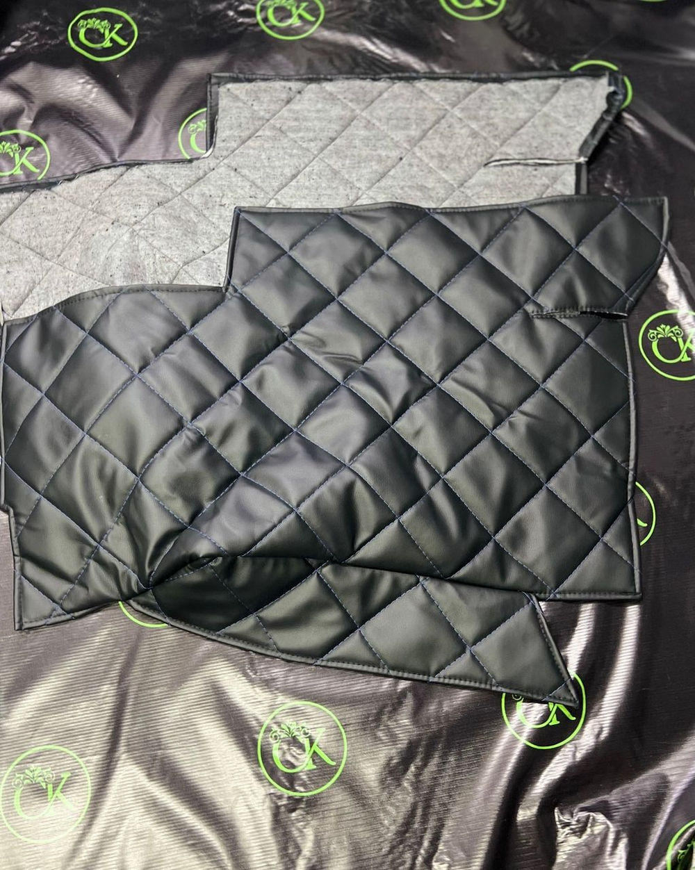 Коврики (утеплитель) под сиденья УАЗ 452 Буханка (синяя нить ромб)