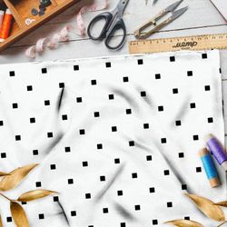 Ткань блэкаут мелкие квадратные точки на белом фоне
