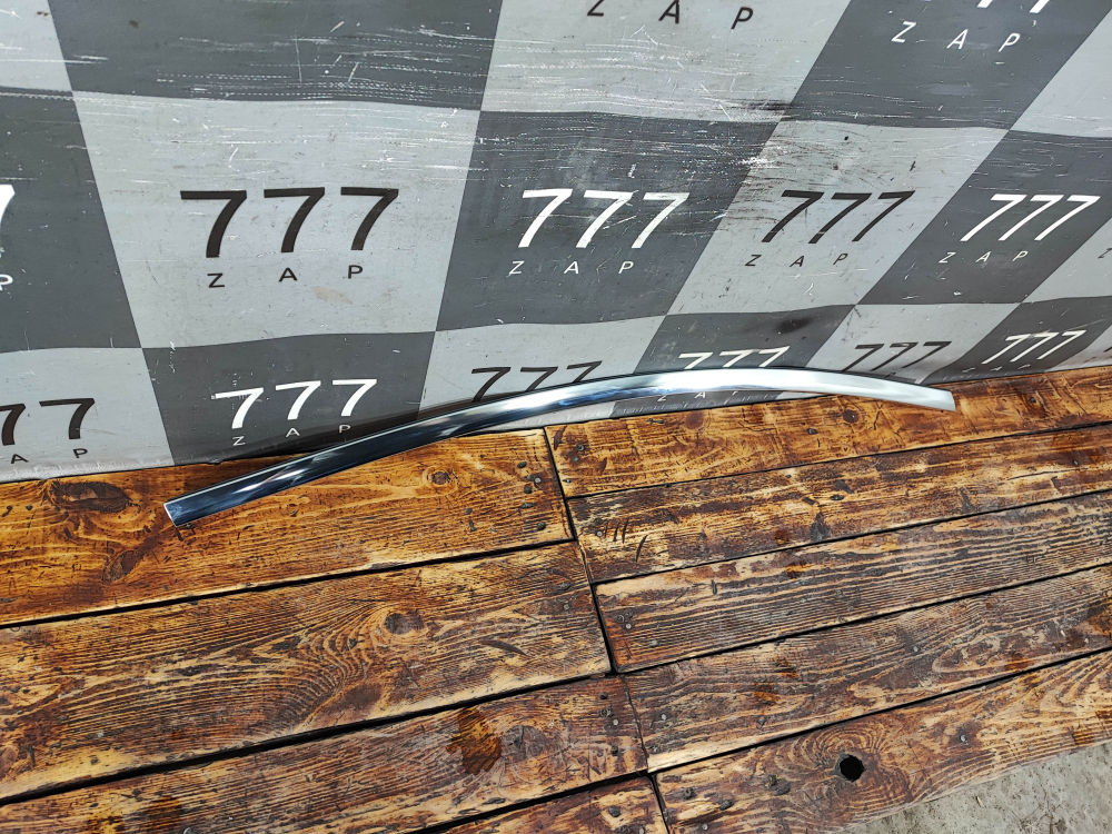 Молдинг двери передней левой Voyah Dream 21-нв Б/У Оригинал H56A6107045AA